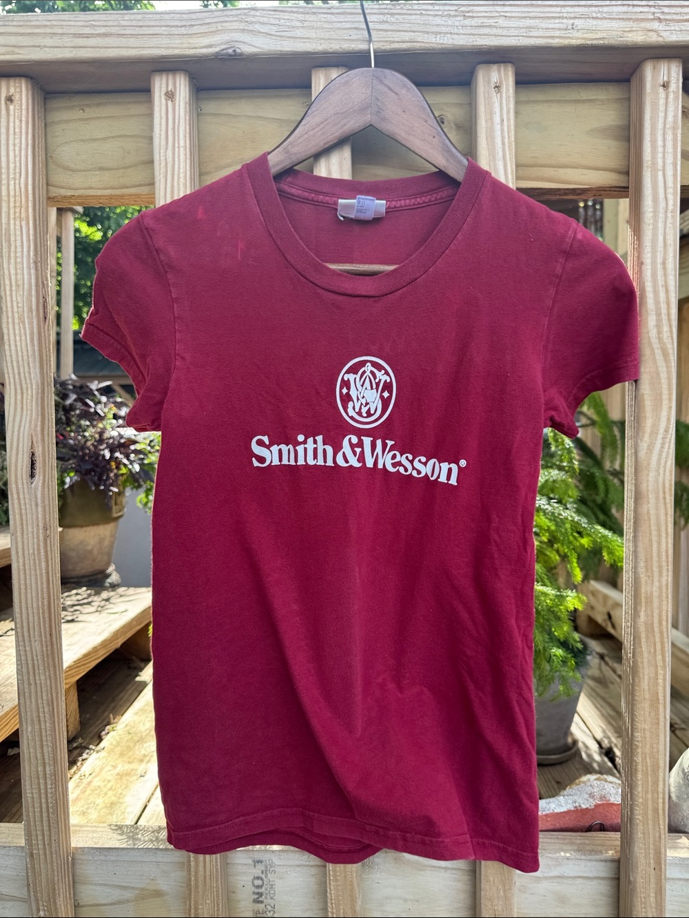 Vtg Smith & Wesson Tee